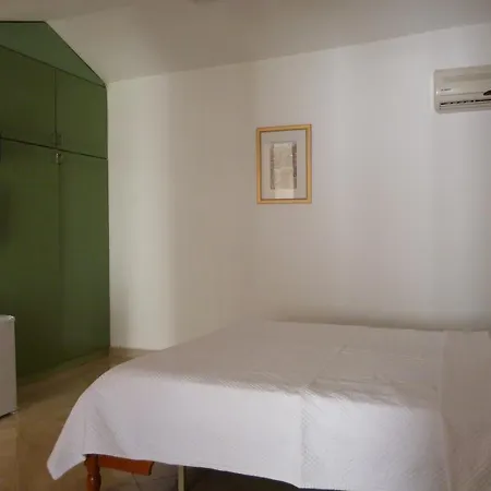 Hotell Frankfurt 2*